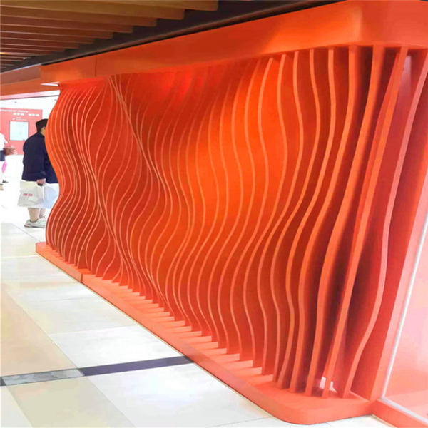 ���̰���