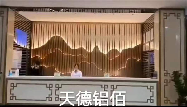 ���̰���