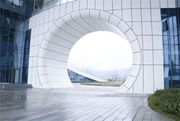 ���̰���